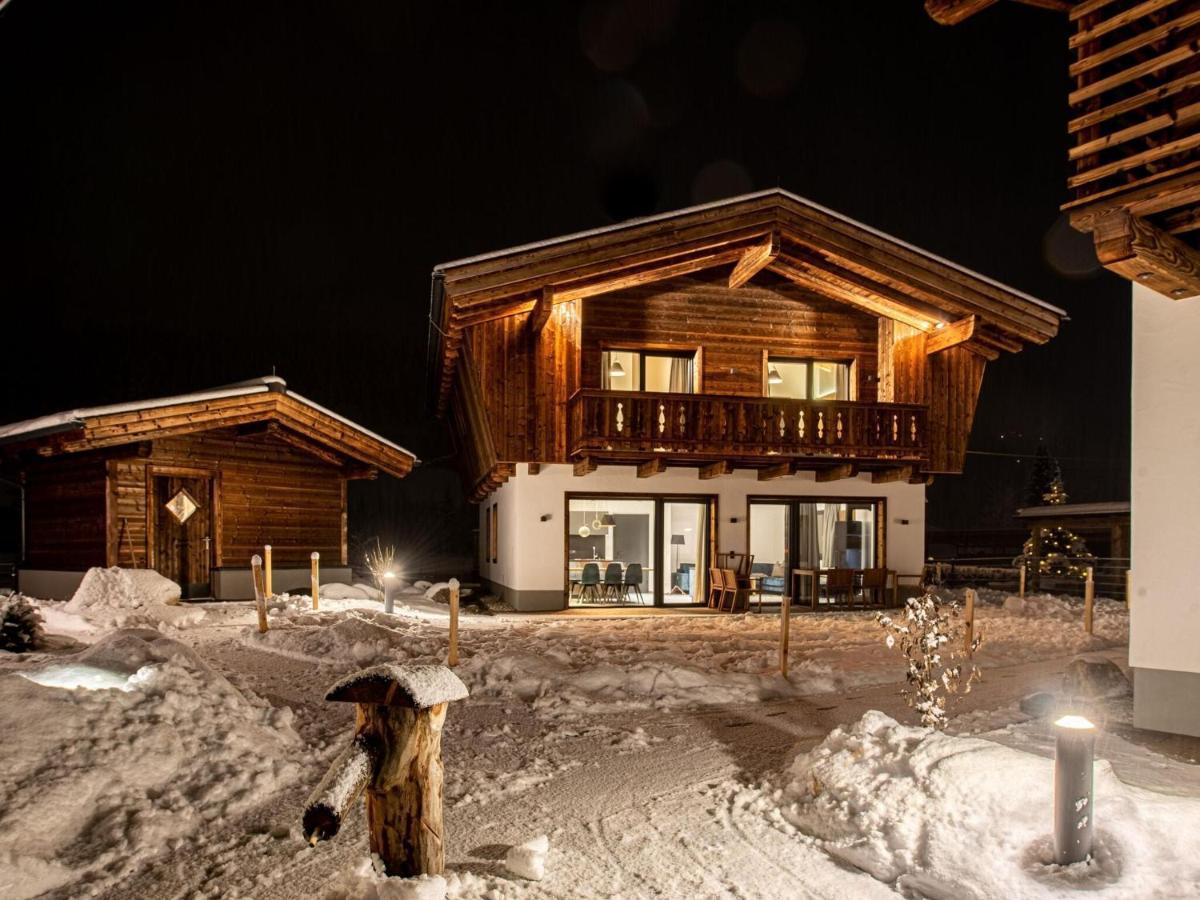 Apartment In Wald Im Pinzgau With A Carport Wald im Pinzgau Exterior foto